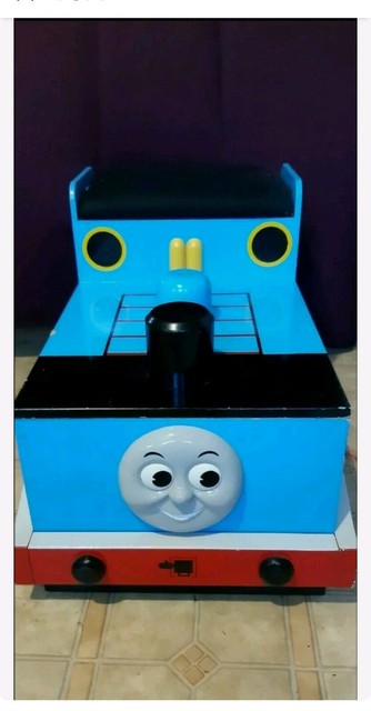 thomas the tank engine toy box